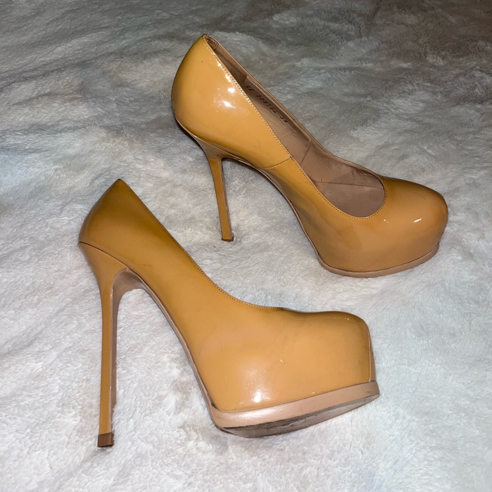 Saint Laurent YSL Tribute heels. Color: nude/yellow Size: 39/8 womens